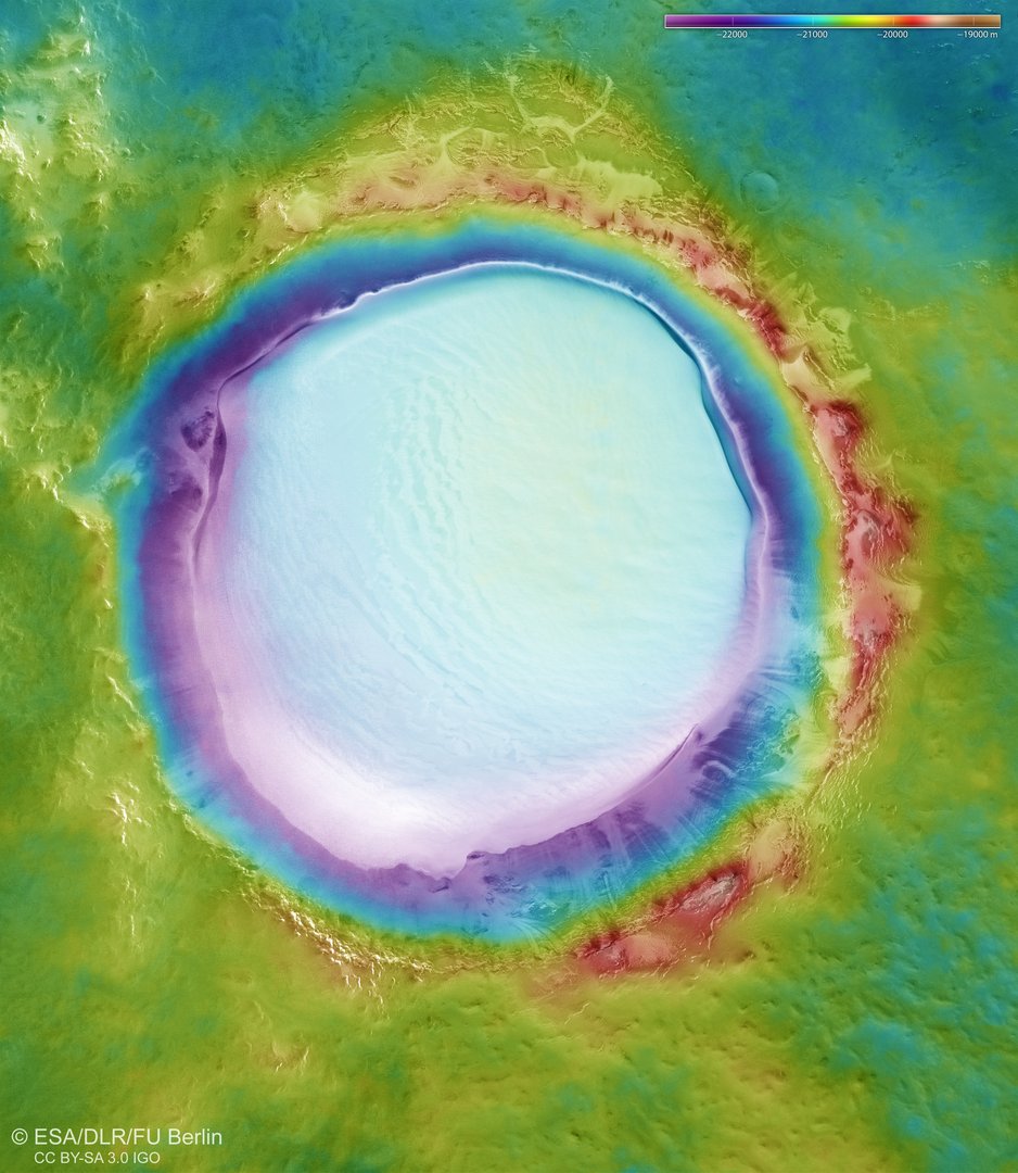 Topografia da cratera de Korolev.